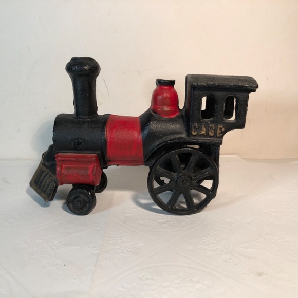 VINTAGE Cast Iron Train Case Locomotive Steam Engine Black Red Vintage 7” Toy - Picture 4 of 9